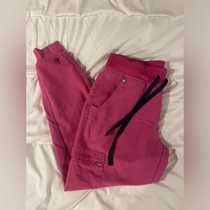 FIGS Zamora scrub joggers